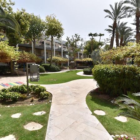 Ferienwohnung דירת גן דלוקס Eilat Exterior foto