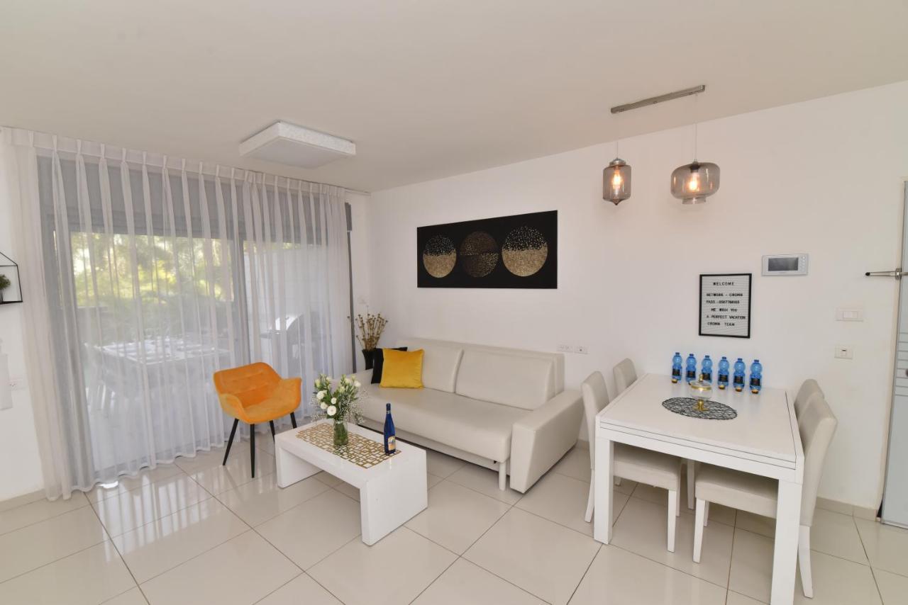 Ferienwohnung דירת גן דלוקס Eilat Exterior foto